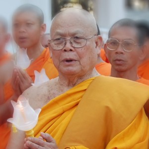 Luangtachi พระราชมงคลรังษี